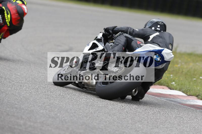 /Archiv-2025/22 06.06.2025 DISCOVER the BIKE ADR/Race 3 rot/backside